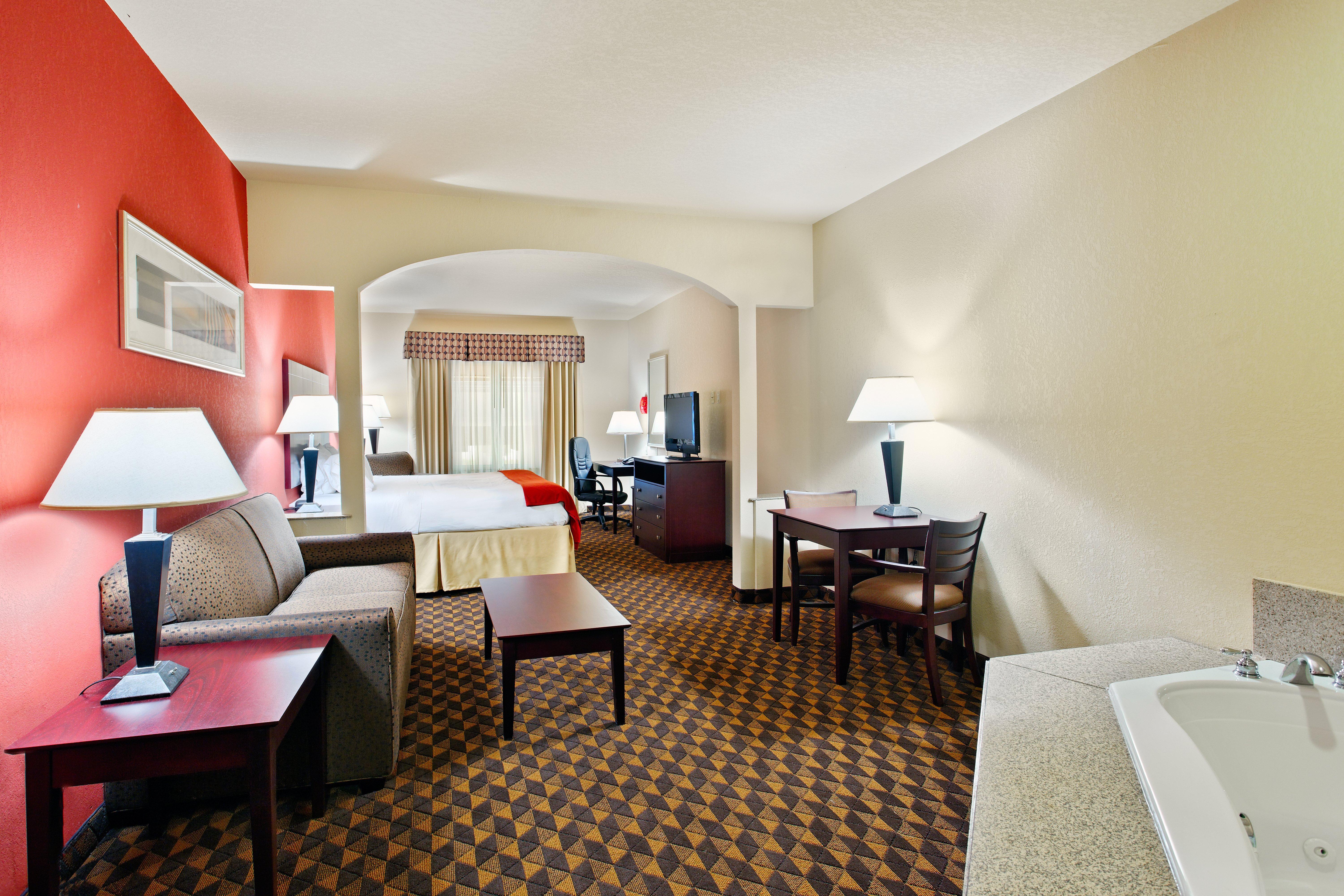 Holiday Inn Express & Suites Malvern By Ihg Exterior foto