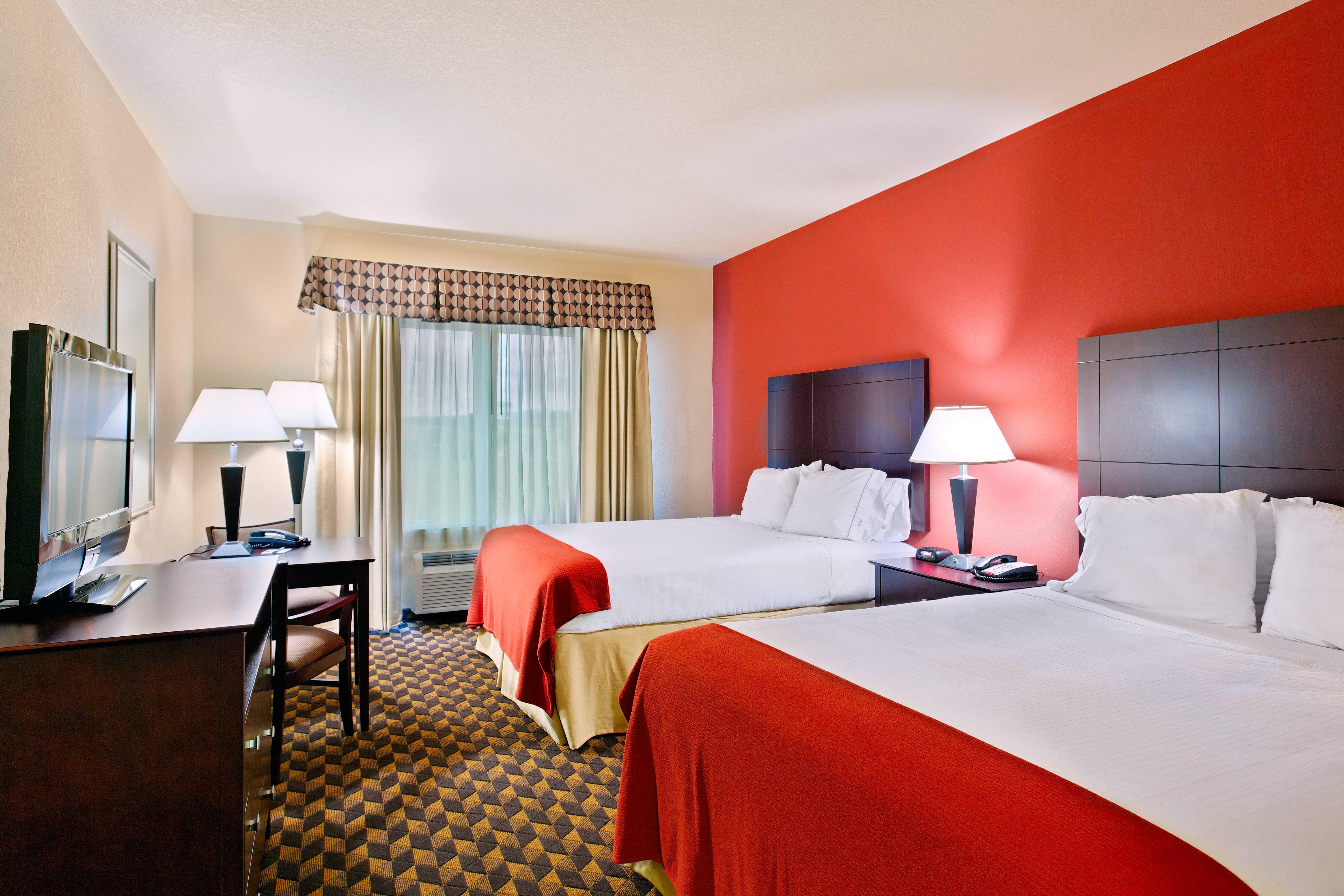 Holiday Inn Express & Suites Malvern By Ihg Exterior foto
